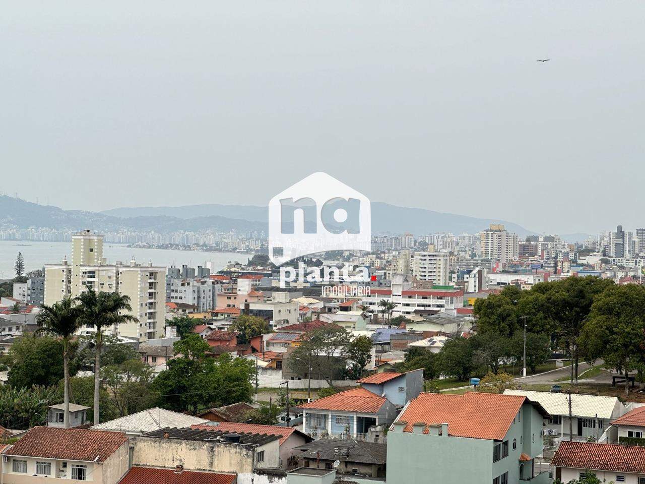 Apartamento à venda com 2 quartos, 56m² - Foto 13