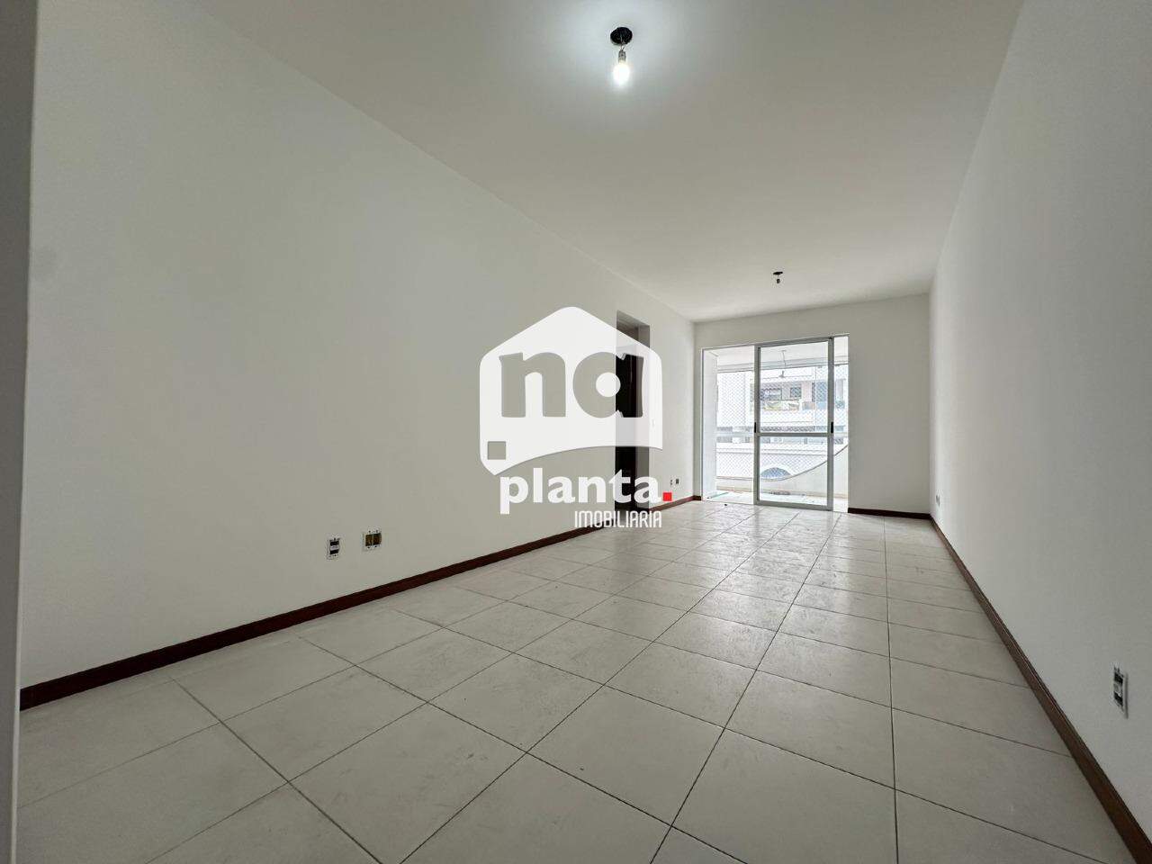 Apartamento à venda com 2 quartos, 88m² - Foto 2