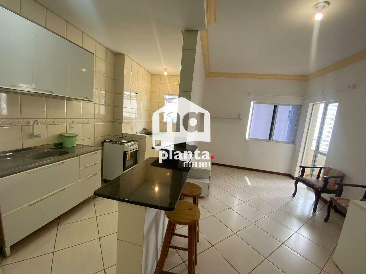 Apartamento à venda com 1 quarto, 47m² - Foto 3