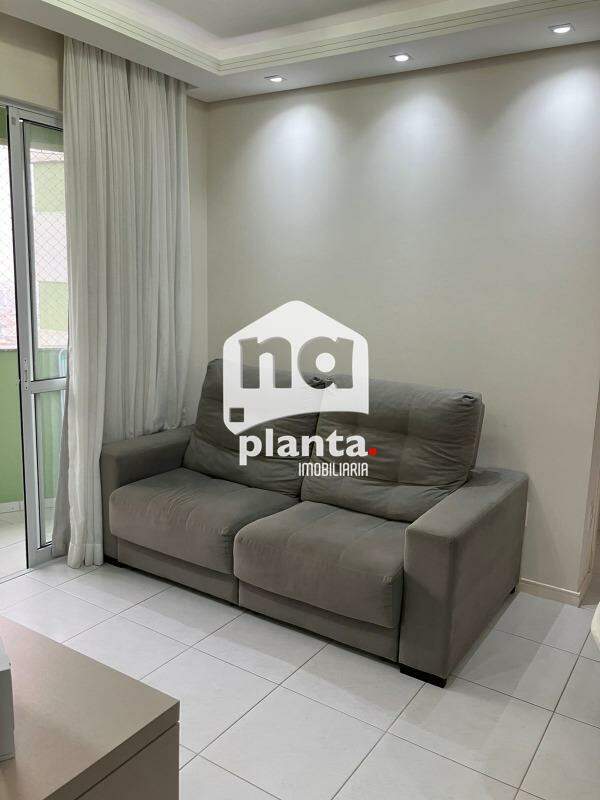 Apartamento à venda com 2 quartos, 58m² - Foto 3