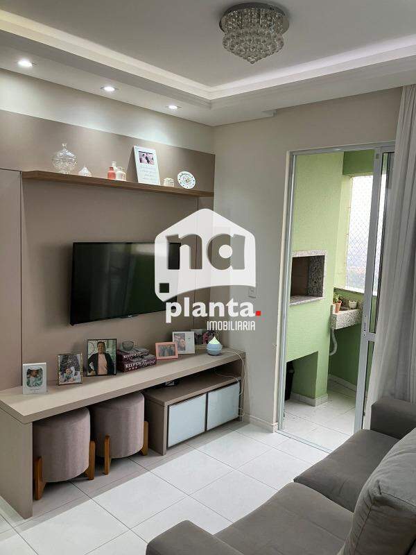 Apartamento à venda com 2 quartos, 58m² - Foto 1