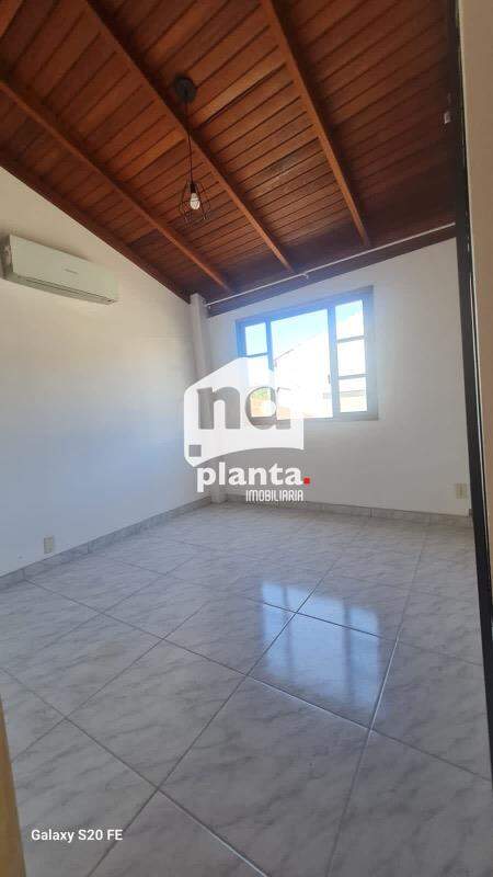 Casa à venda com 3 quartos, 120m² - Foto 2