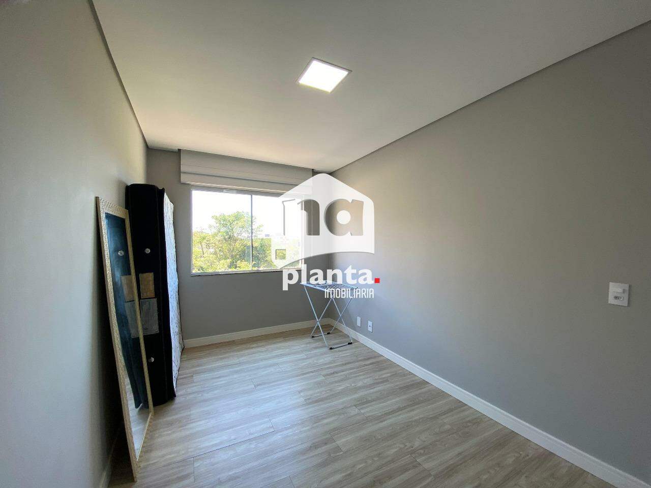 Apartamento à venda com 2 quartos, 62m² - Foto 14