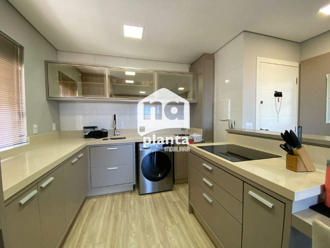 Apartamento à venda com 2 quartos, 62m² - Foto 10