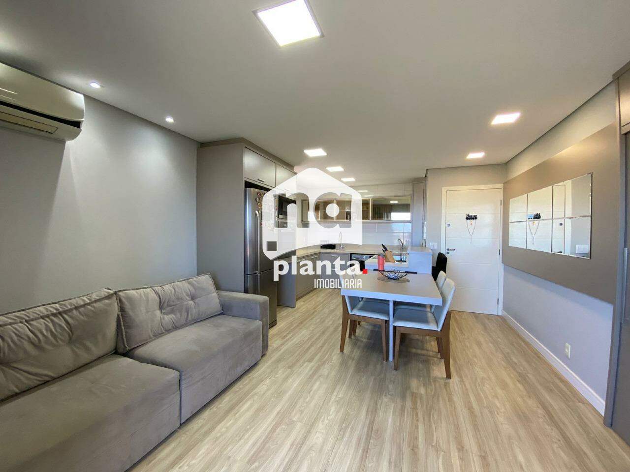 Apartamento à venda com 2 quartos, 62m² - Foto 7