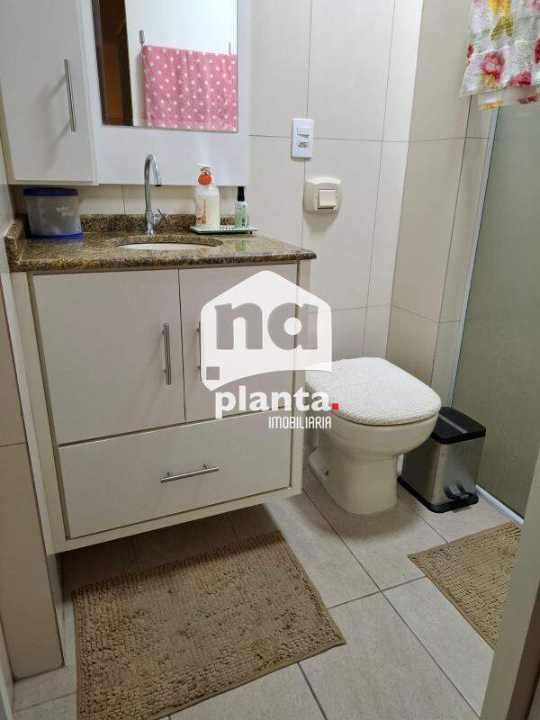 Apartamento à venda com 2 quartos, 64m² - Foto 12