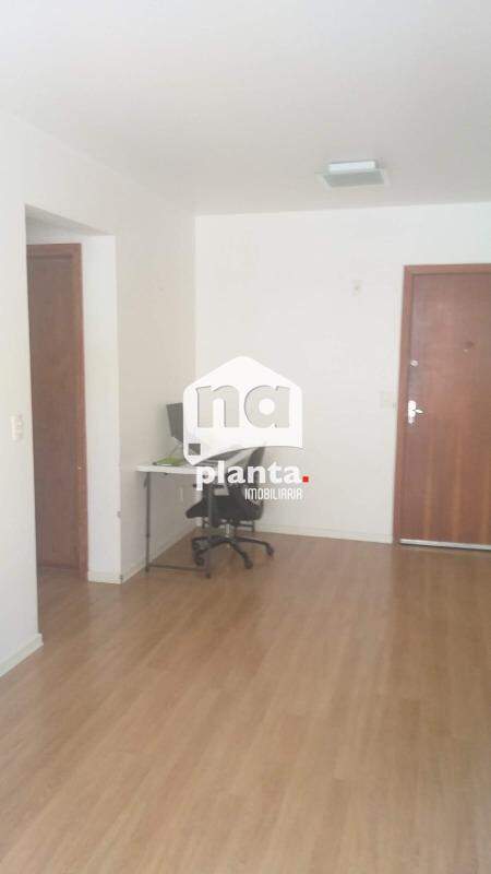 Apartamento à venda com 2 quartos, 58m² - Foto 3