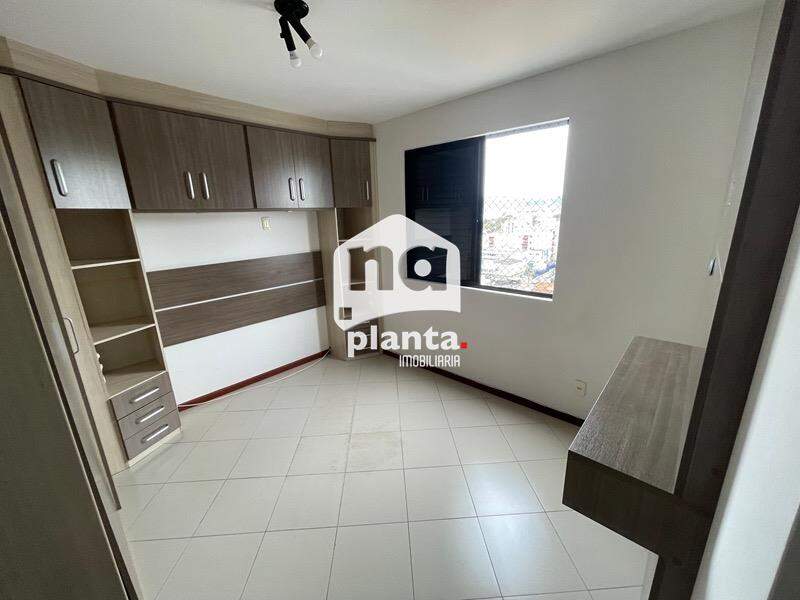 Apartamento à venda com 3 quartos, 116m² - Foto 6