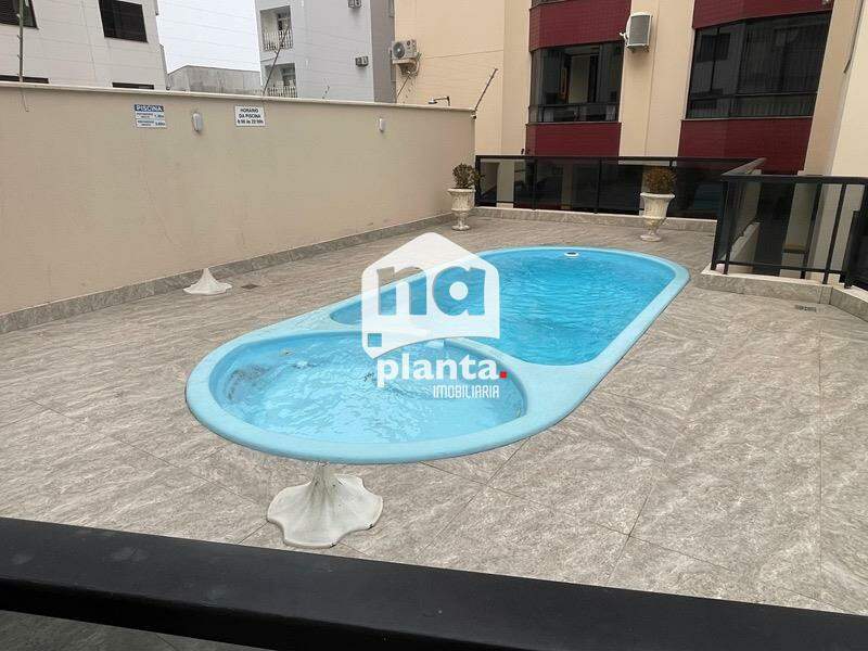 Apartamento à venda com 3 quartos, 116m² - Foto 2