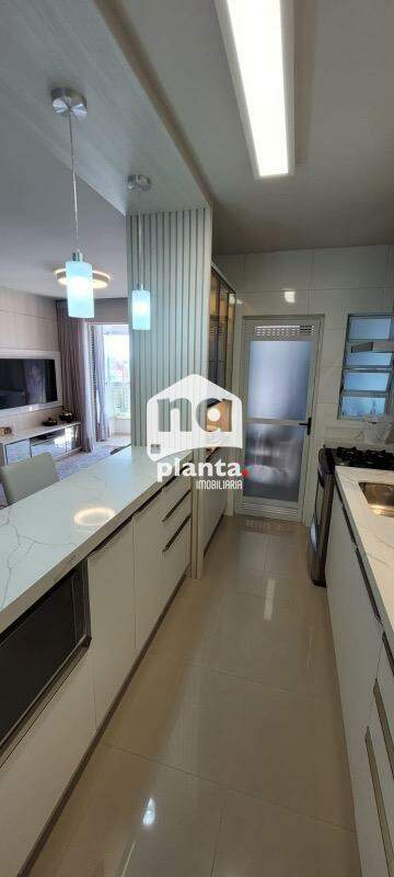 Apartamento à venda com 3 quartos, 101m² - Foto 9