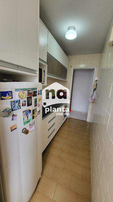 Apartamento à venda com 1 quarto, 44m² - Foto 2