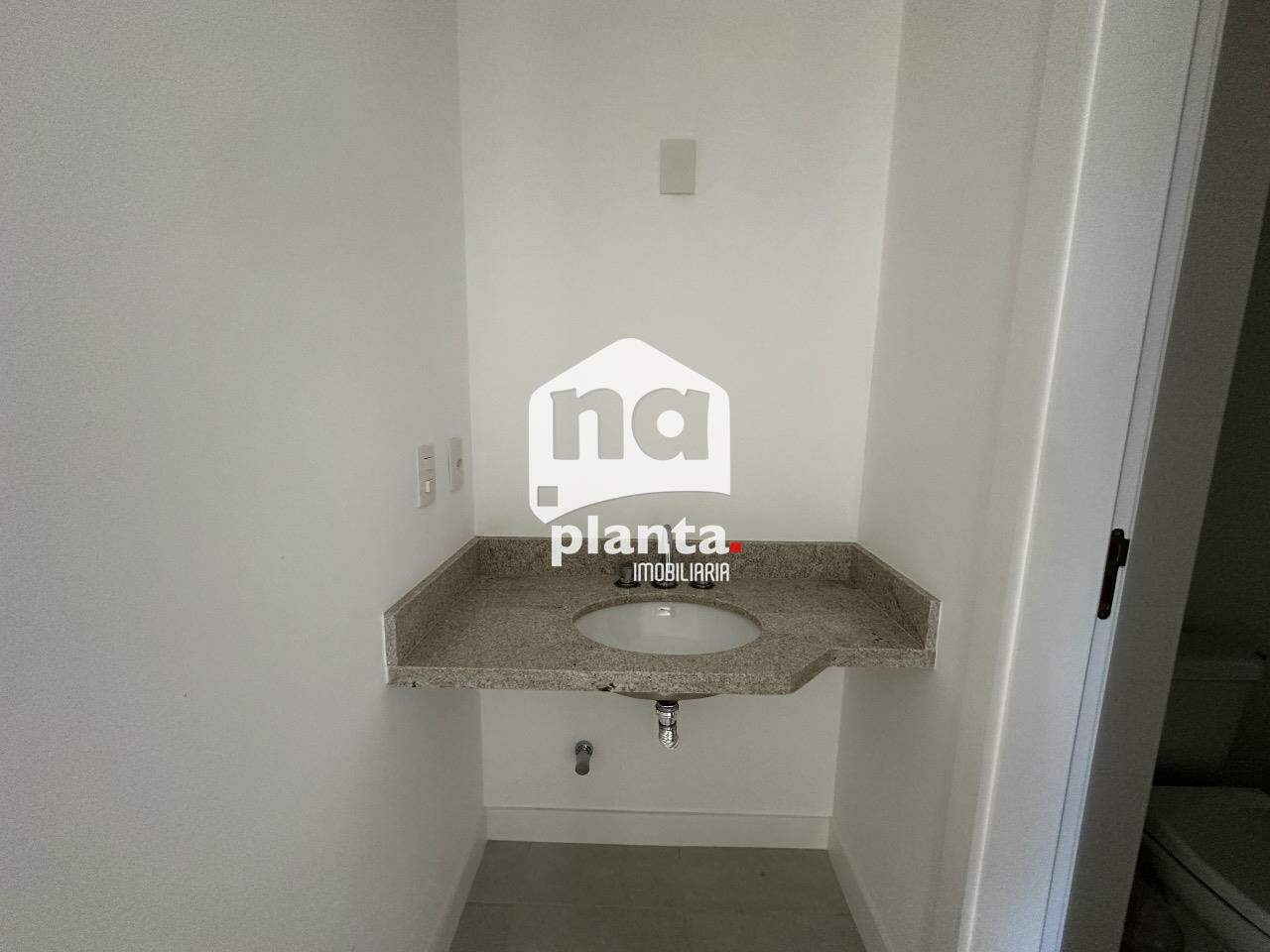 Apartamento para alugar com 3 quartos, 83m² - Foto 14