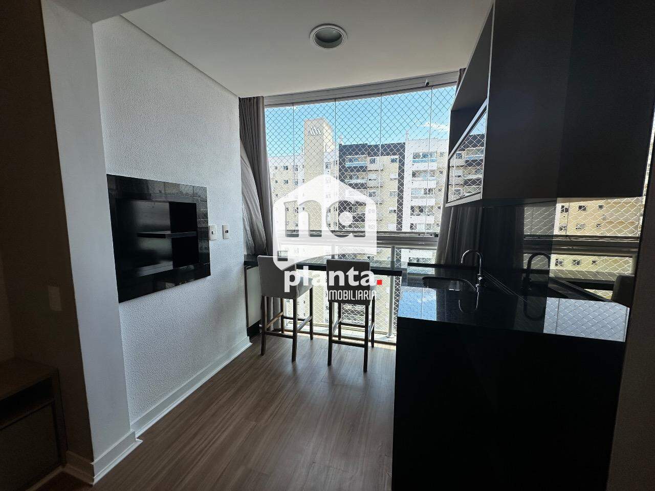 Apartamento para alugar com 3 quartos, 87m² - Foto 2