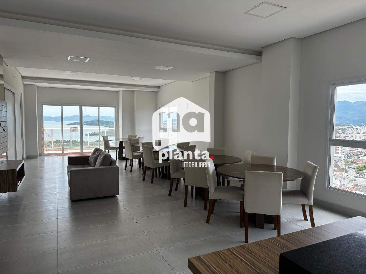 Apartamento à venda com 2 quartos, 84m² - Foto 16