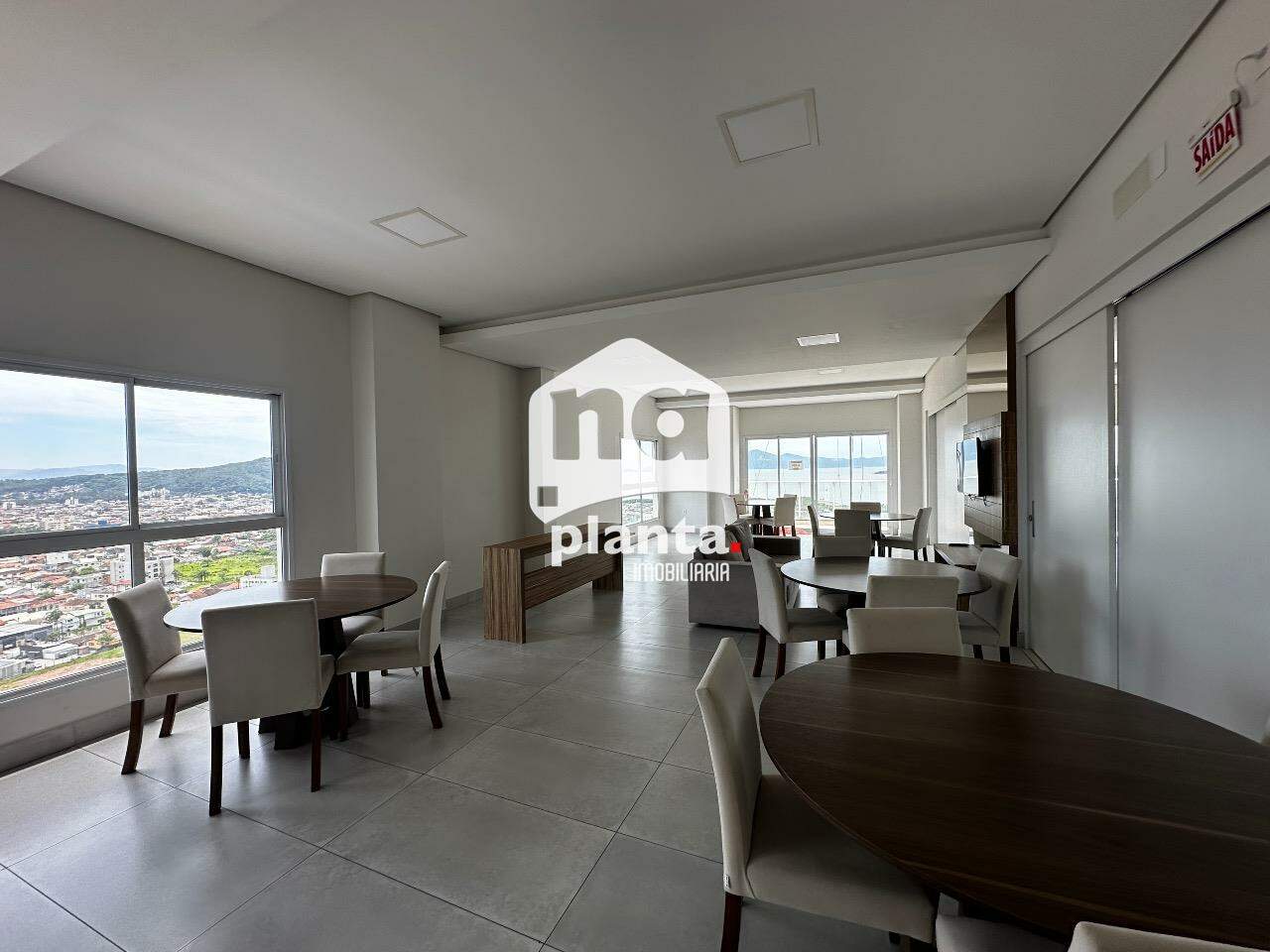 Apartamento à venda com 2 quartos, 84m² - Foto 18