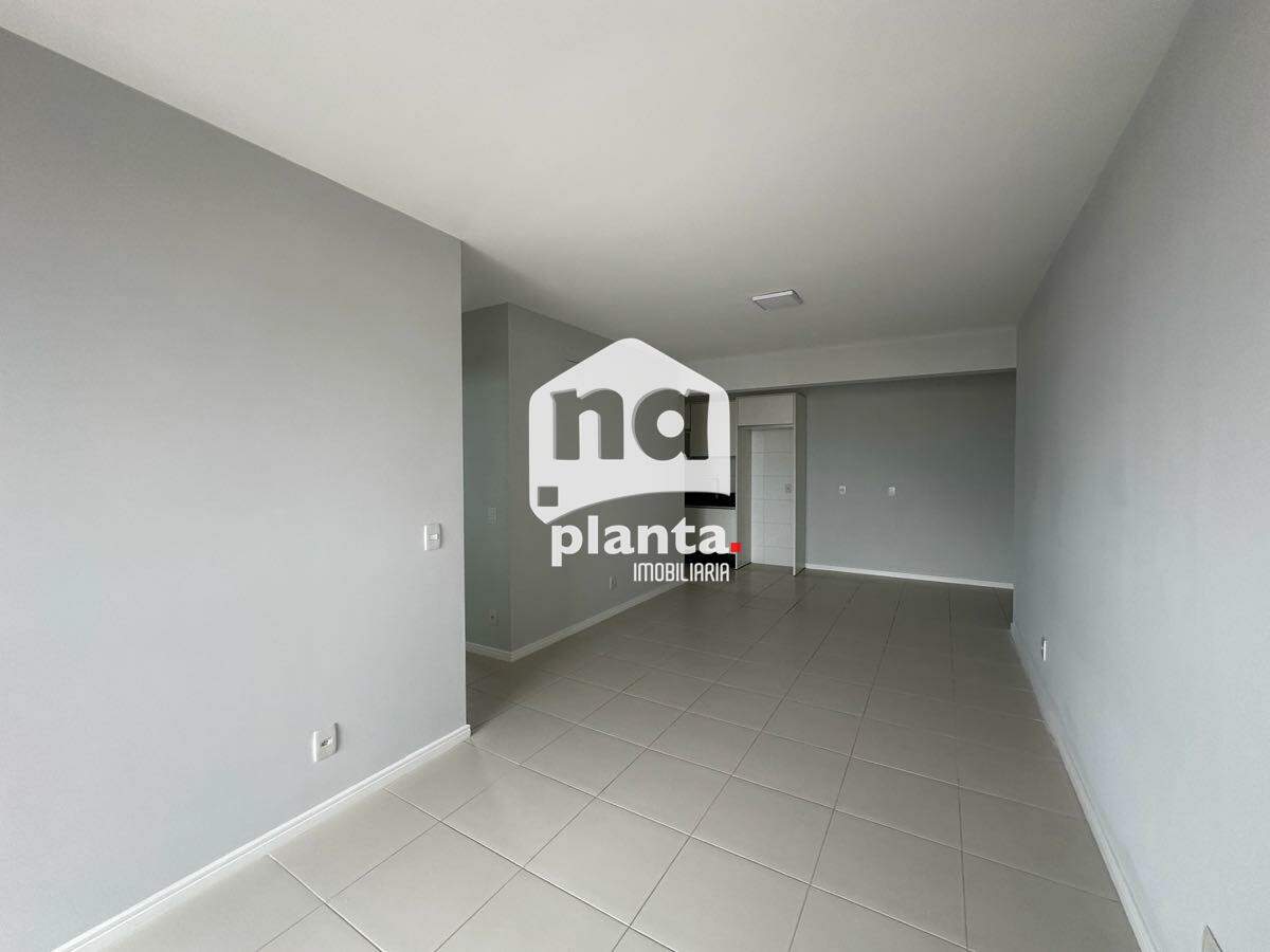 Apartamento para alugar com 2 quartos, 79m² - Foto 11