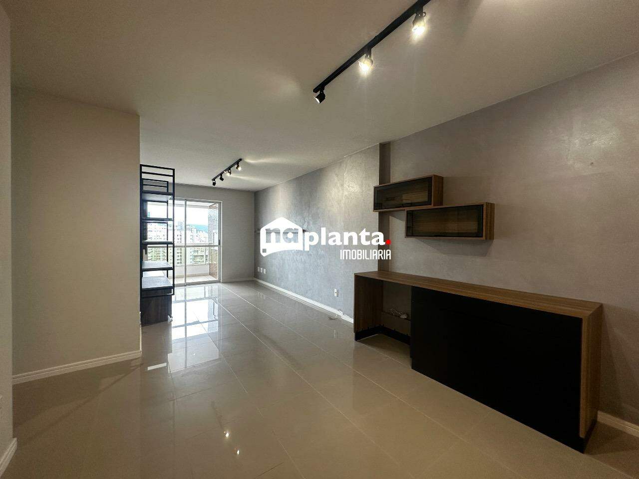 Apartamento para alugar com 2 quartos, 88m² - Foto 11