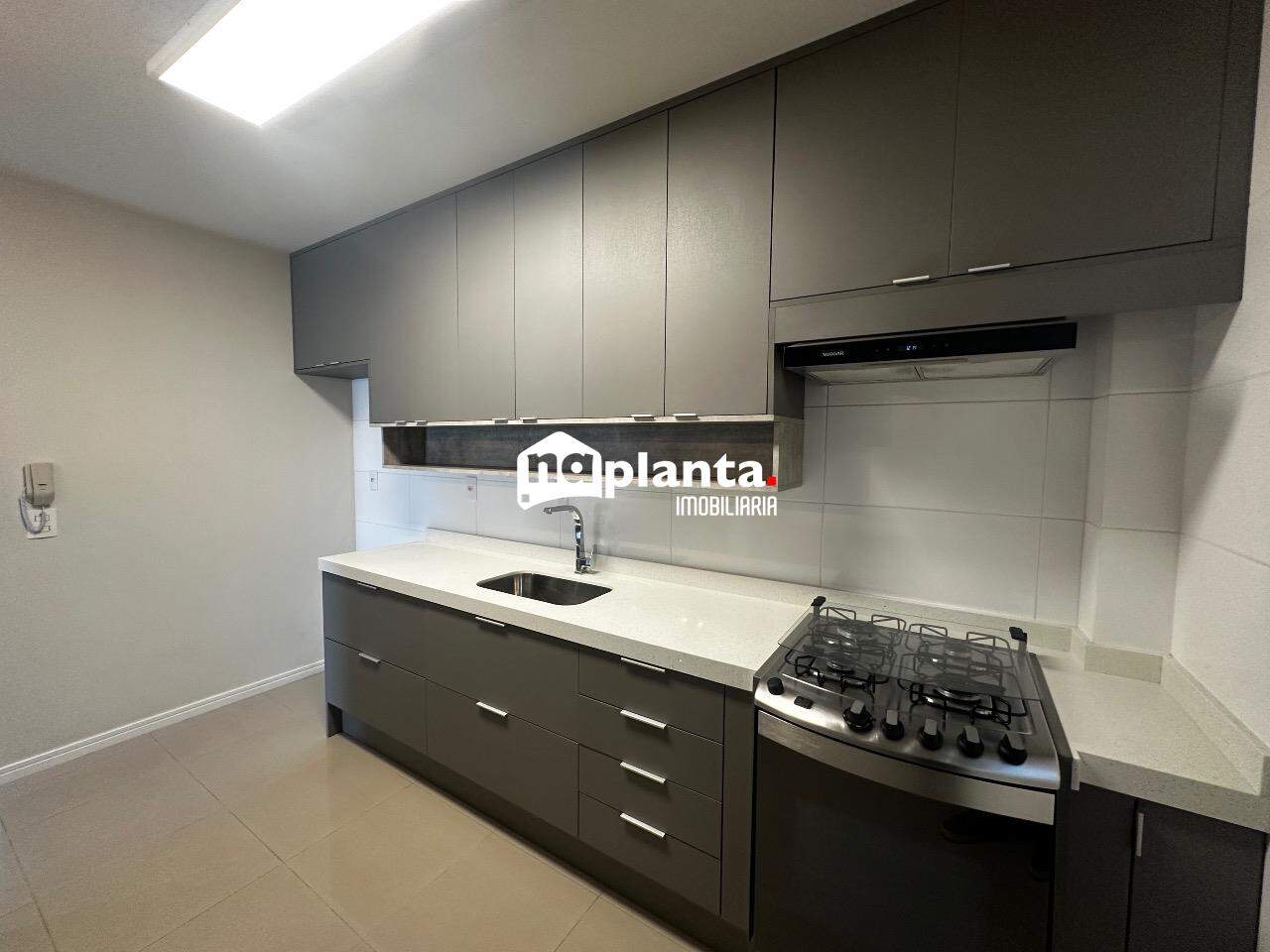 Apartamento para alugar com 2 quartos, 88m² - Foto 13