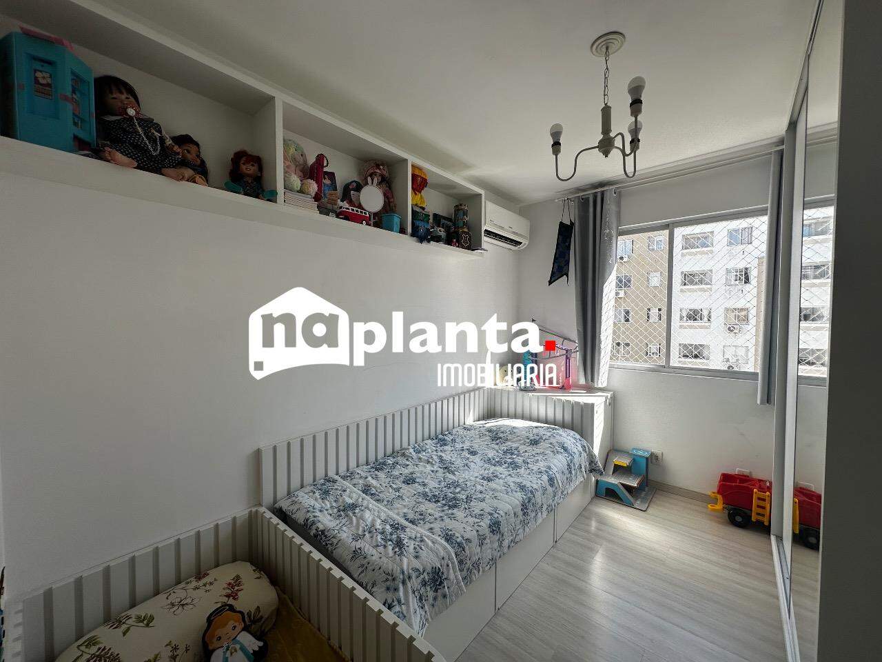 Apartamento à venda com 3 quartos, 75m² - Foto 7