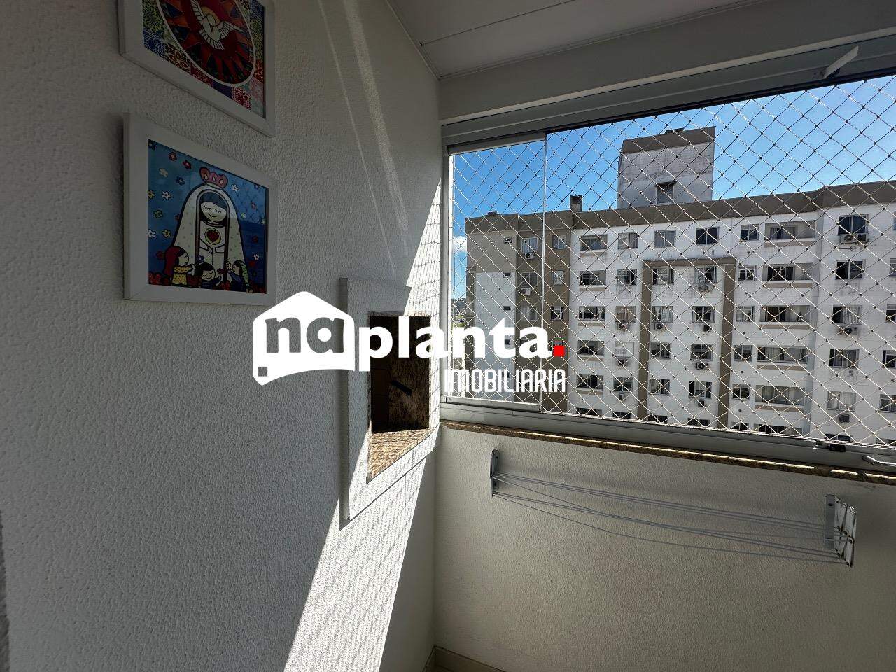 Apartamento à venda com 3 quartos, 75m² - Foto 4