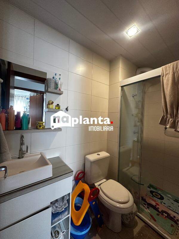 Apartamento à venda com 3 quartos, 75m² - Foto 10