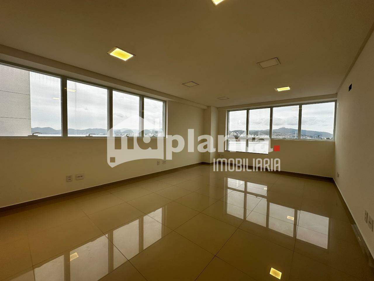 Conjunto Comercial-Sala para alugar, 51m² - Foto 8