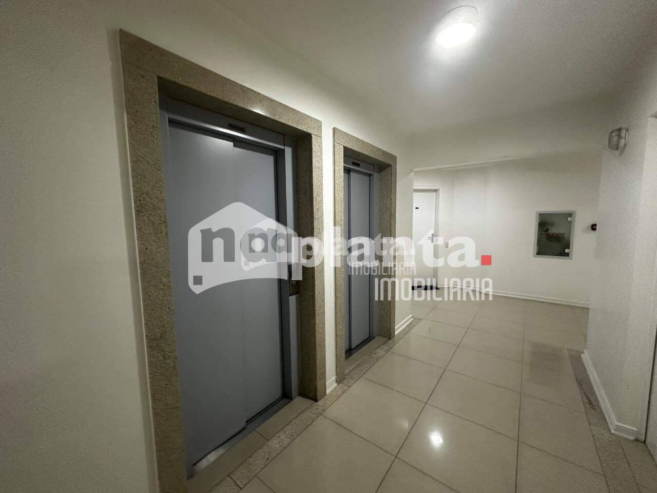 Apartamento à venda com 2 quartos, 73m² - Foto 19