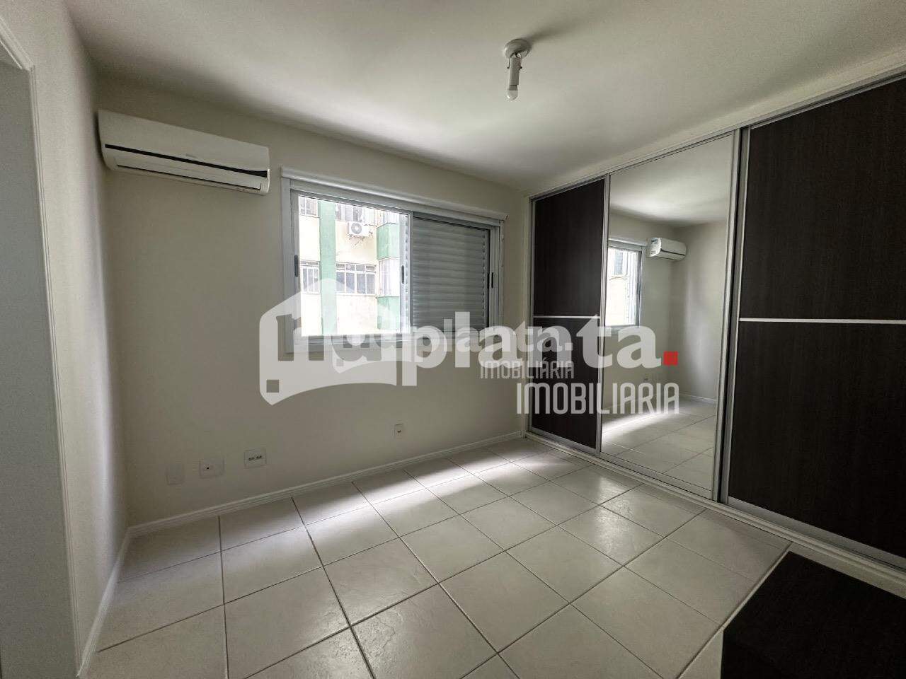 Apartamento à venda com 2 quartos, 73m² - Foto 7