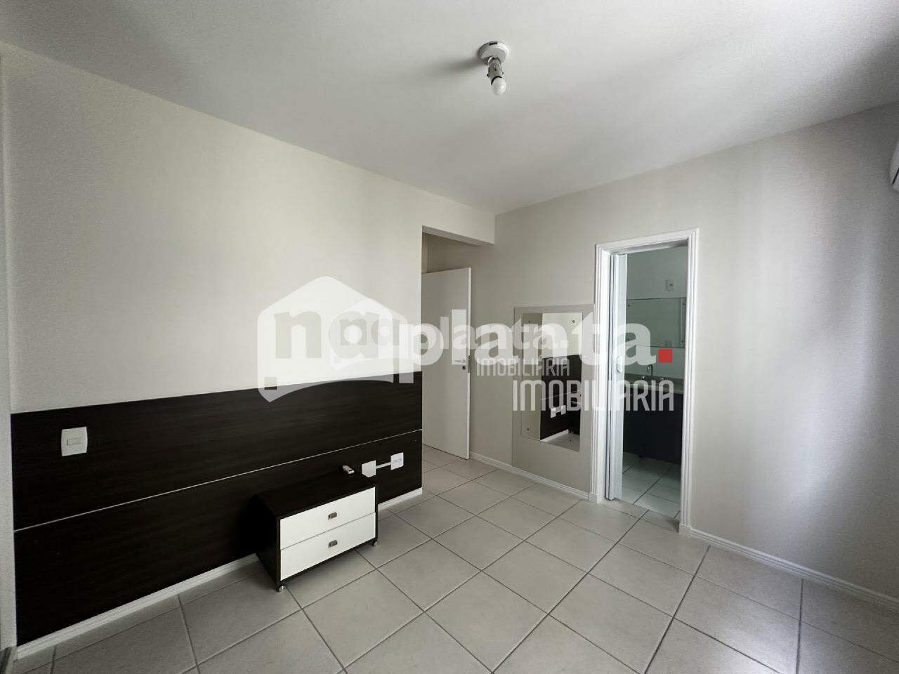 Apartamento à venda com 2 quartos, 73m² - Foto 13