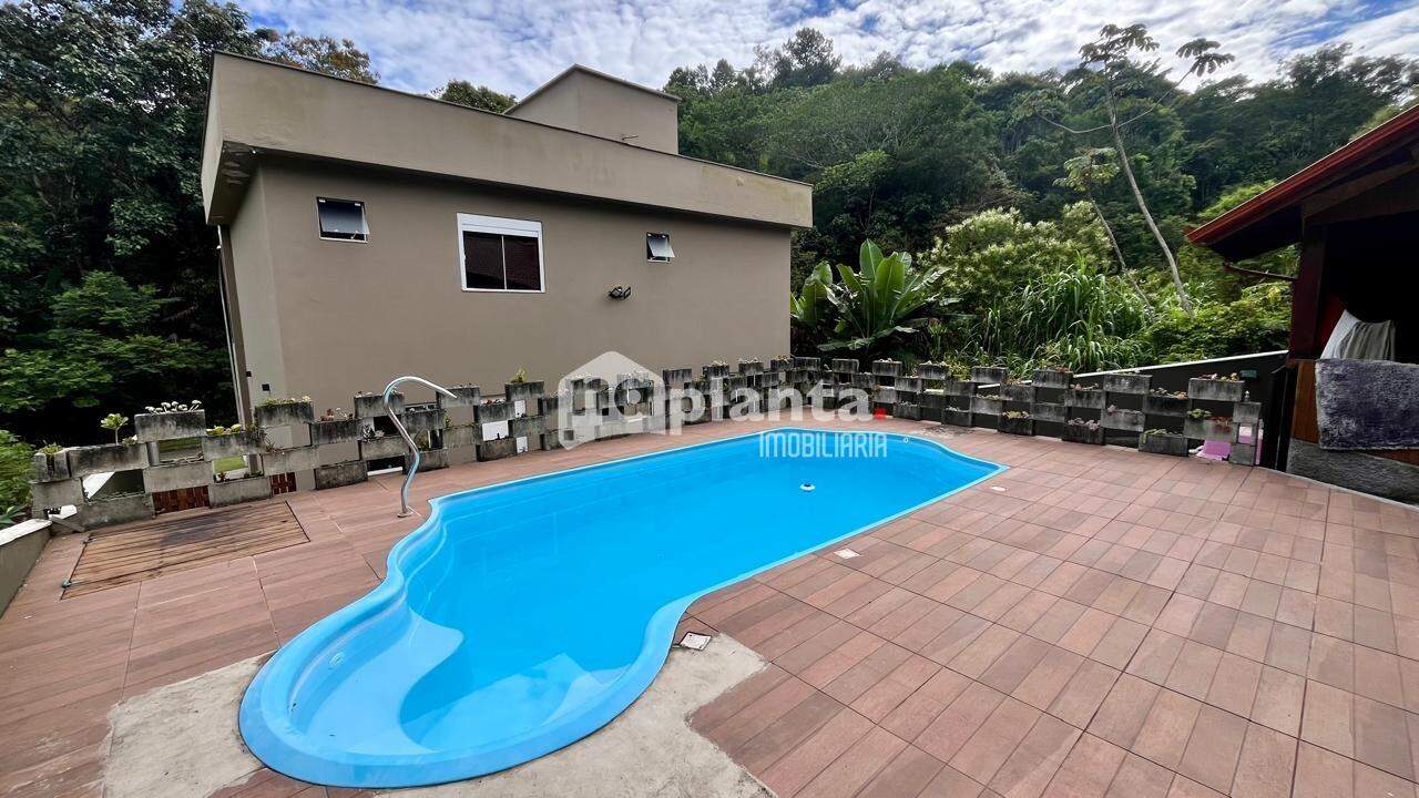 Casa à venda com 3 quartos, 250m² - Foto 29