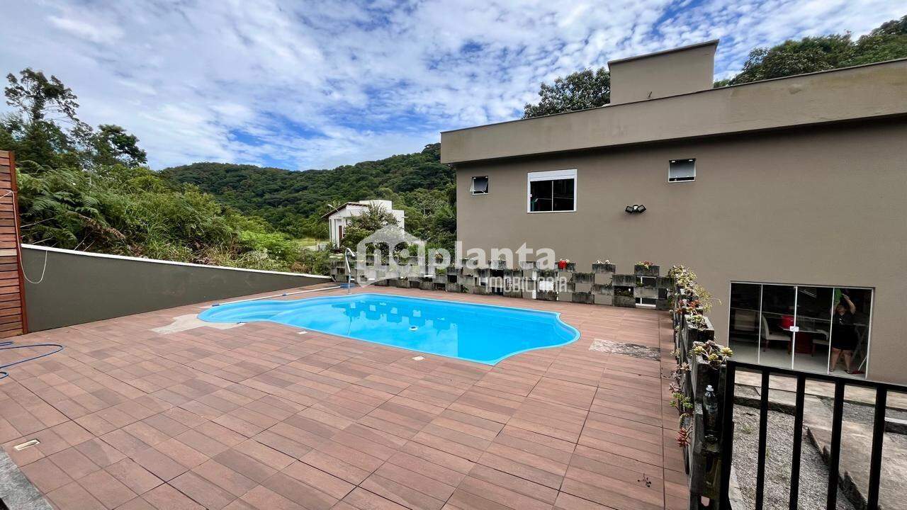 Casa à venda com 3 quartos, 250m² - Foto 28