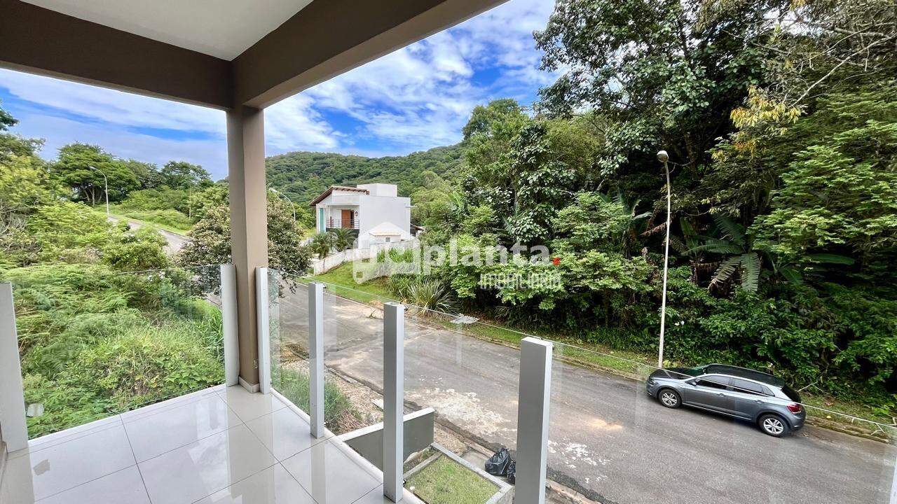 Casa à venda com 3 quartos, 250m² - Foto 22