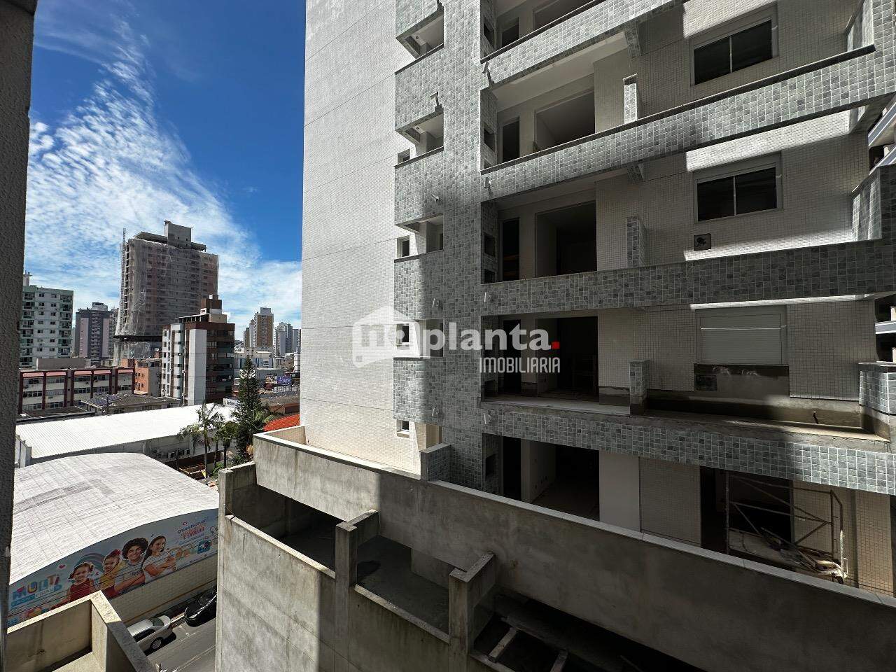 Apartamento à venda com 2 quartos, 75m² - Foto 16