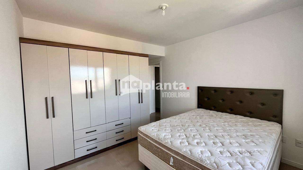 Apartamento à venda com 2 quartos, 75m² - Foto 10