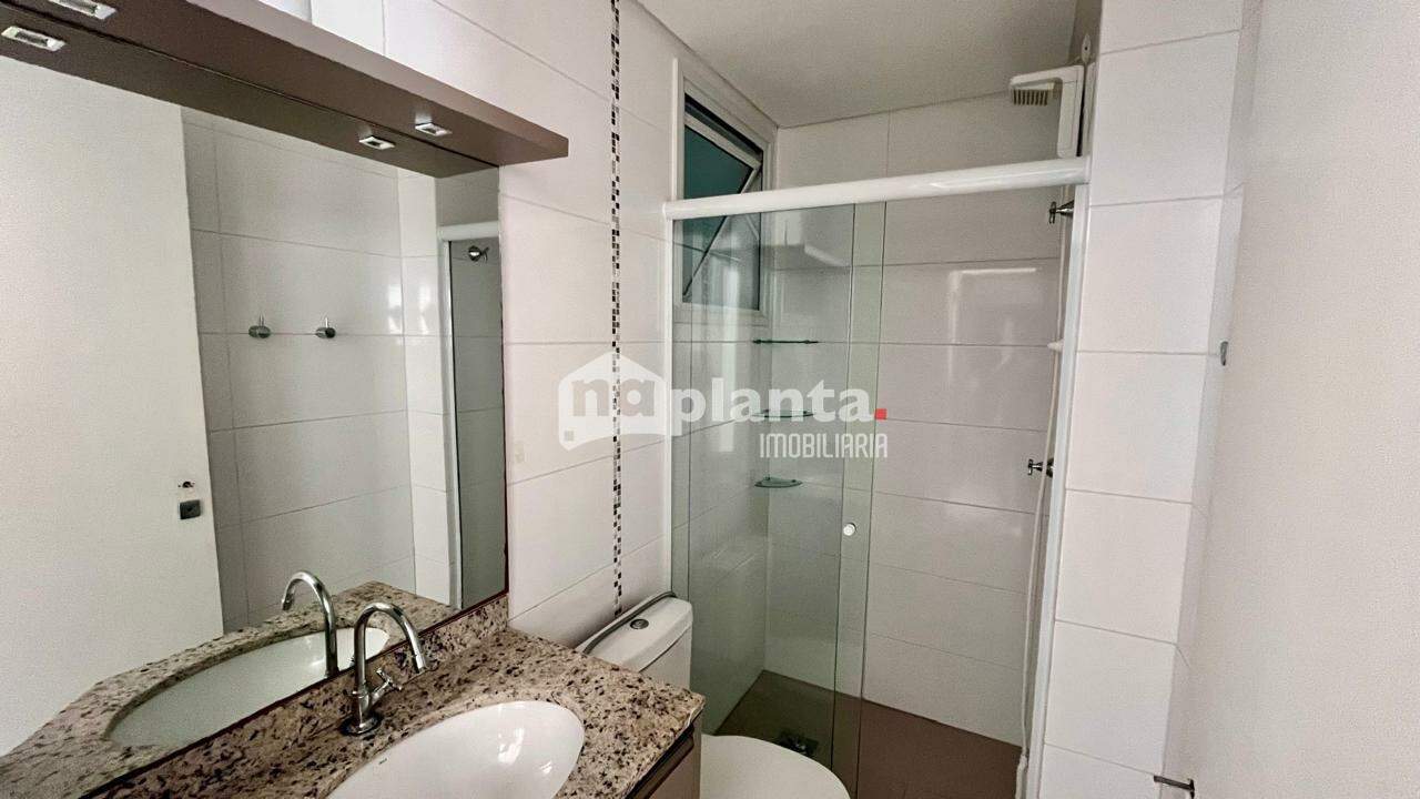 Apartamento à venda com 2 quartos, 75m² - Foto 9