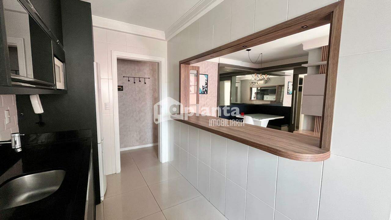 Apartamento à venda com 2 quartos, 75m² - Foto 8