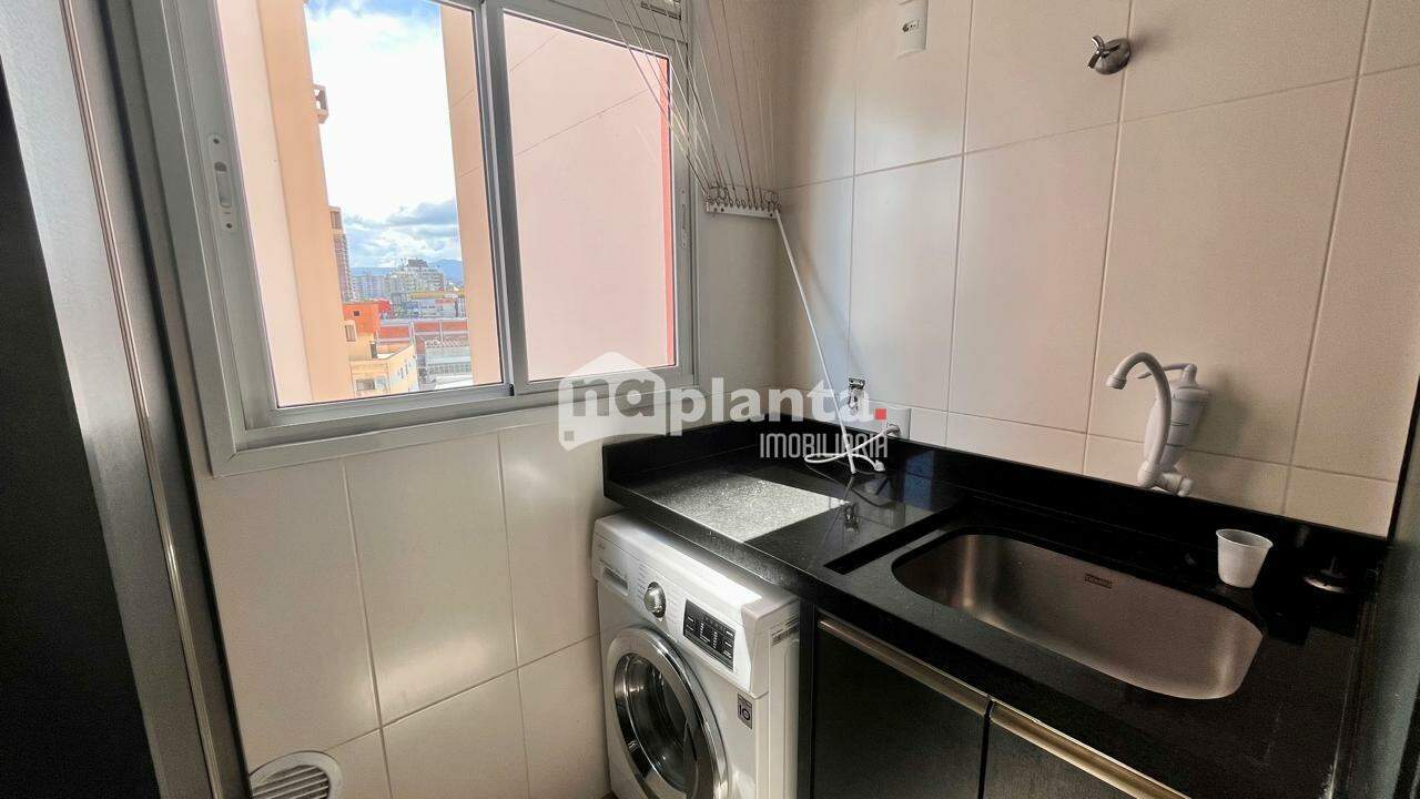 Apartamento à venda com 2 quartos, 75m² - Foto 16