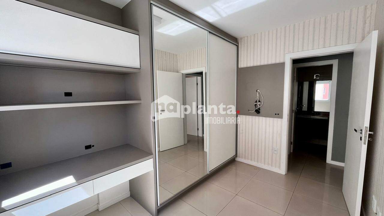 Apartamento à venda com 2 quartos, 75m² - Foto 13