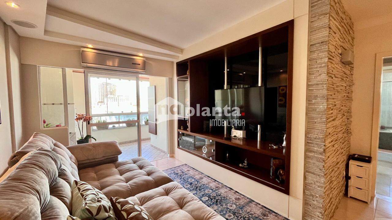 Apartamento à venda com 3 quartos, 116m² - Foto 4