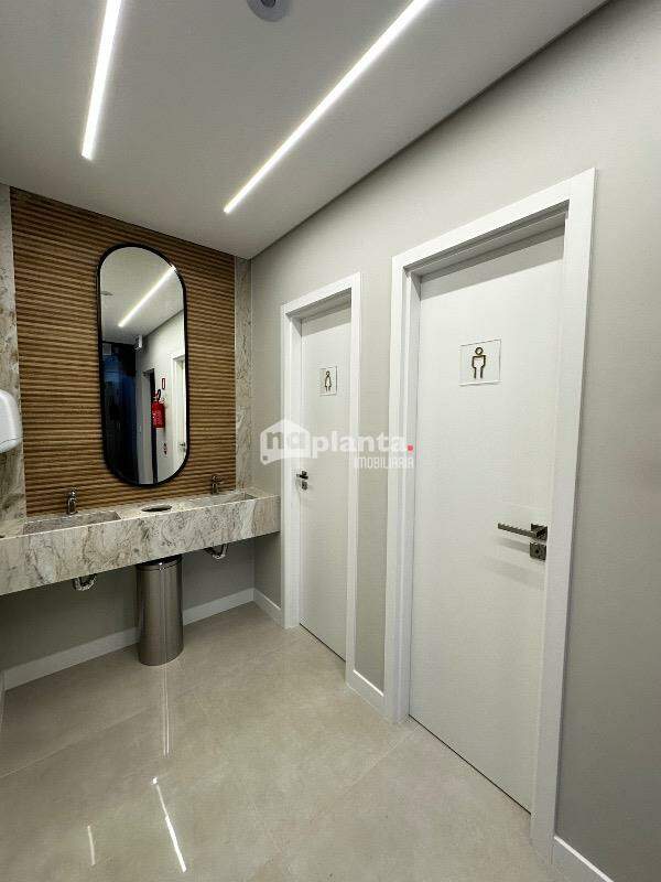 Apartamento à venda com 2 quartos, 79m² - Foto 9