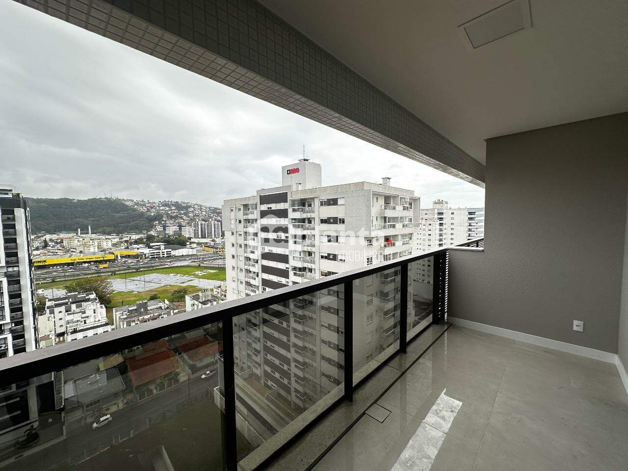 Apartamento à venda com 2 quartos, 79m² - Foto 12