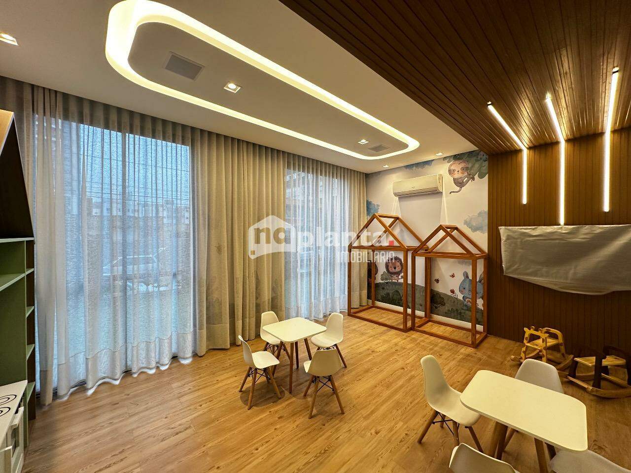 Apartamento à venda com 2 quartos, 79m² - Foto 7