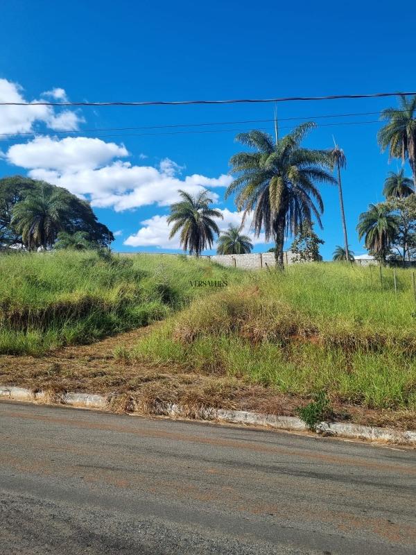 Lote à venda no Residencial Poços: 