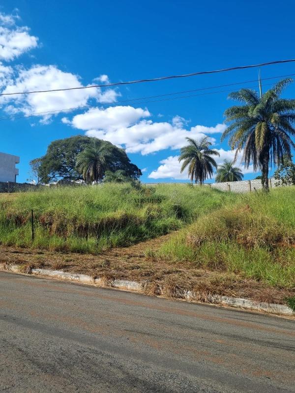Lote à venda no Residencial Poços: 