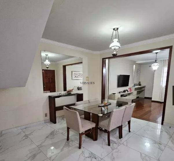 Casa à venda no Castelo: 