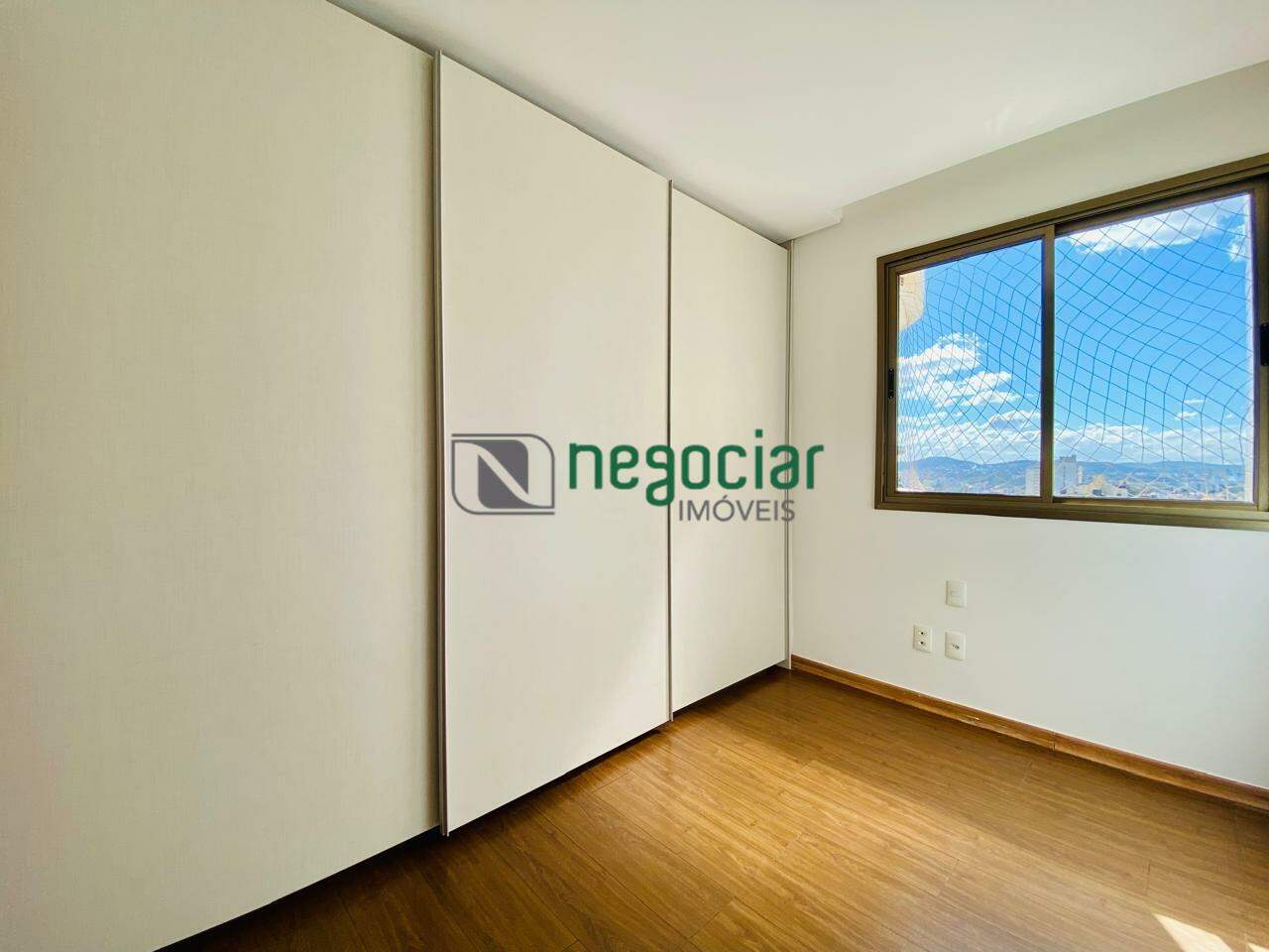Apartamento 4 quartos no bairro Brasiléia Betim: 