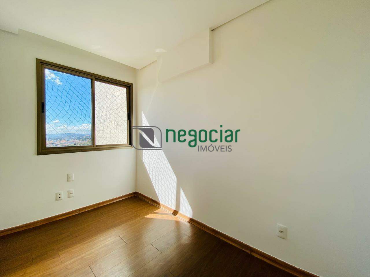 Apartamento 4 quartos no bairro Brasiléia Betim: 