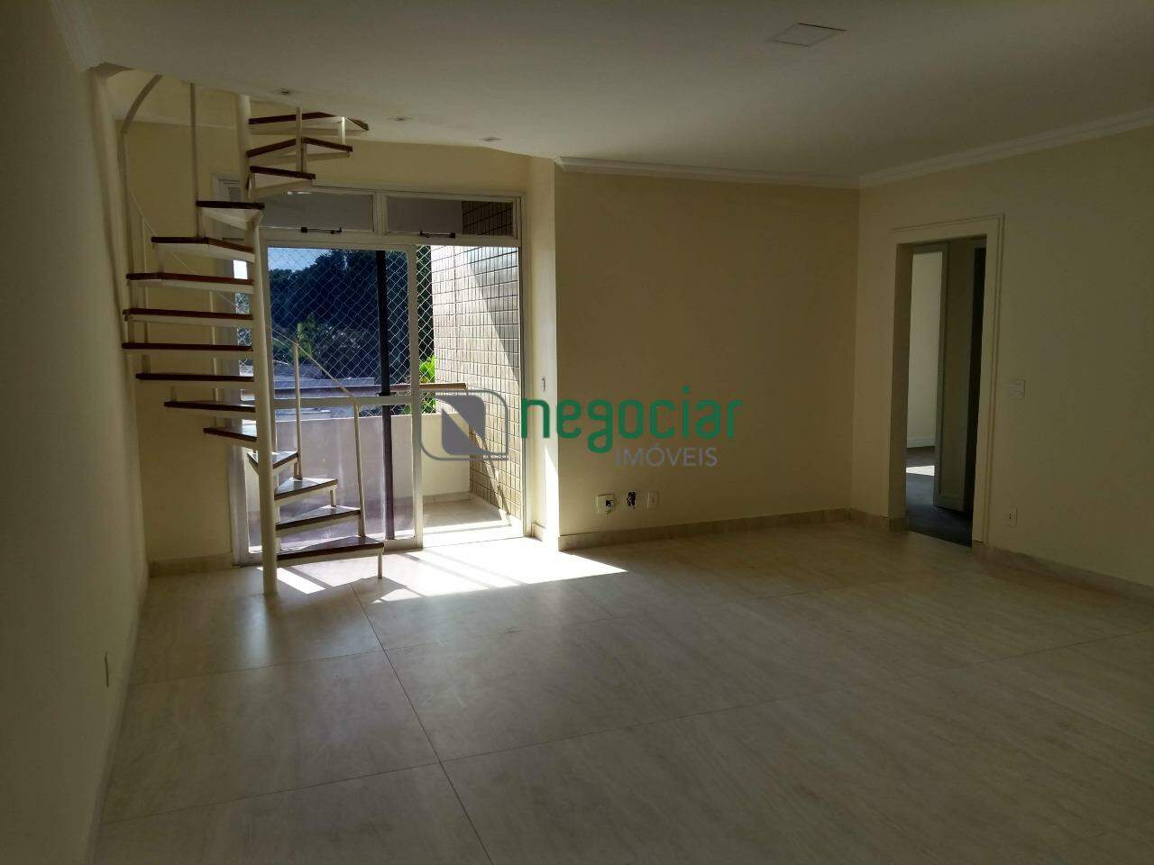 Cobertura 3 quartos no bairro Guarujá Betim: 