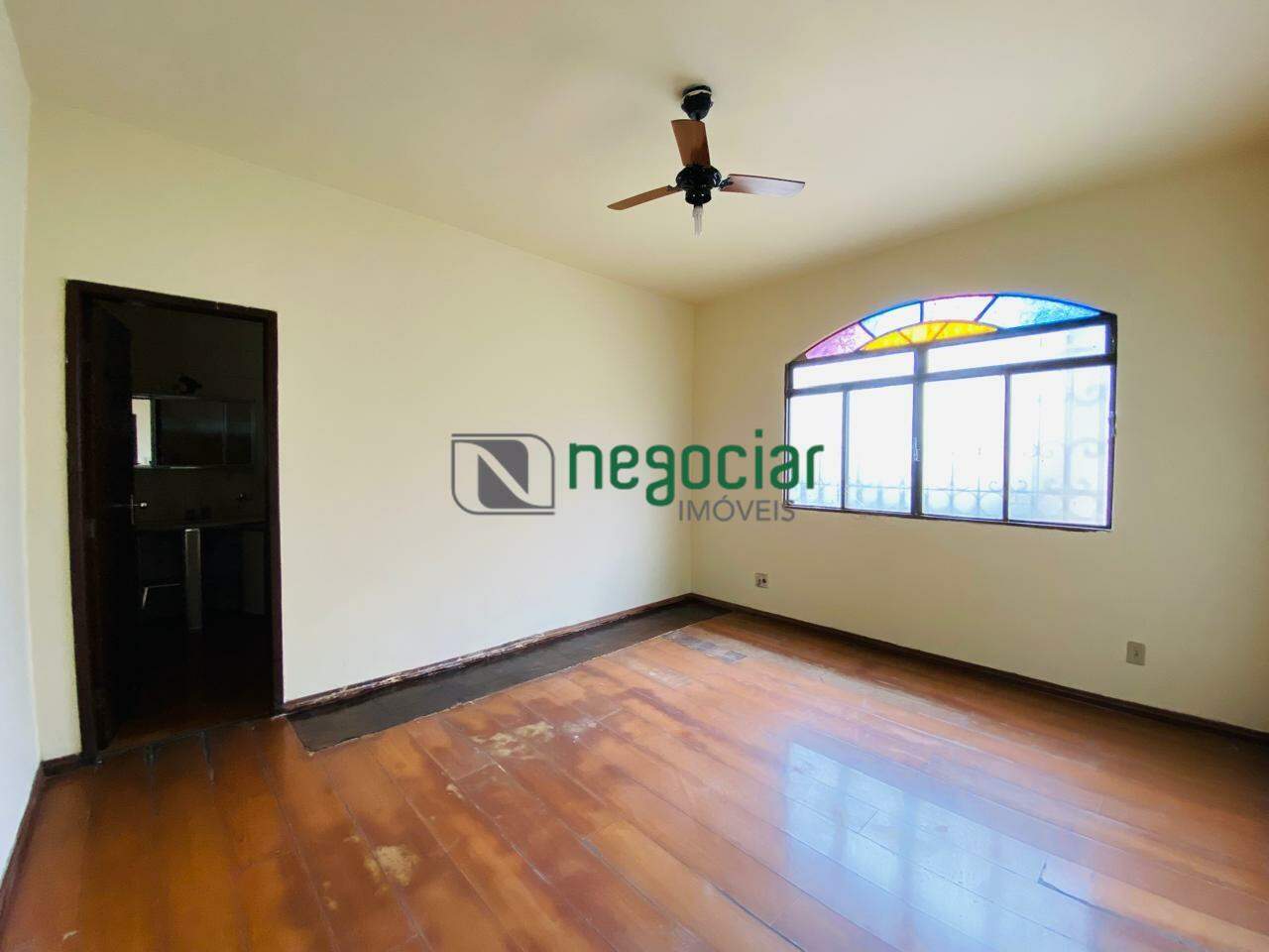 Casa 4 quartos no bairro Brasiléia Betim: 