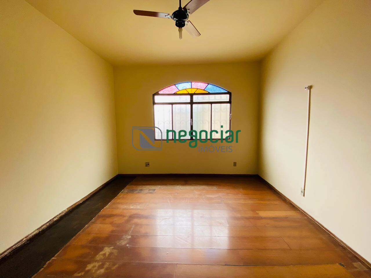 Casa 4 quartos no bairro Brasiléia Betim: 